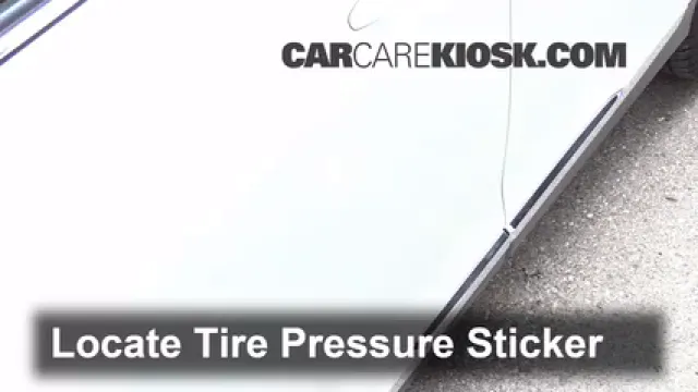 2012 Toyota Highlander 3.5L V6 Neumáticos y ruedas Controlar presión de neumáticos